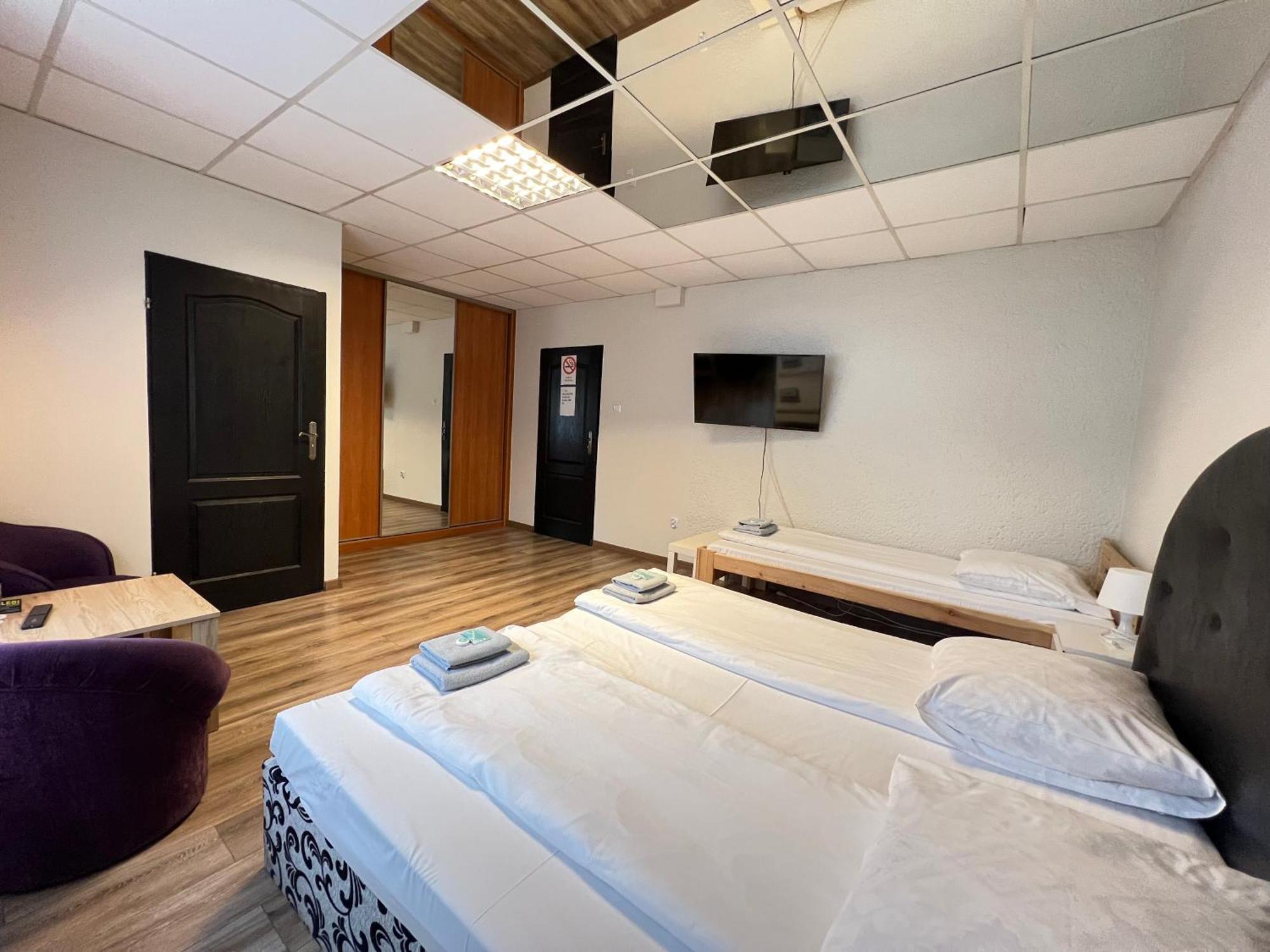 Etna - Hostel -Noclegi Rzeszów Exteriér fotografie