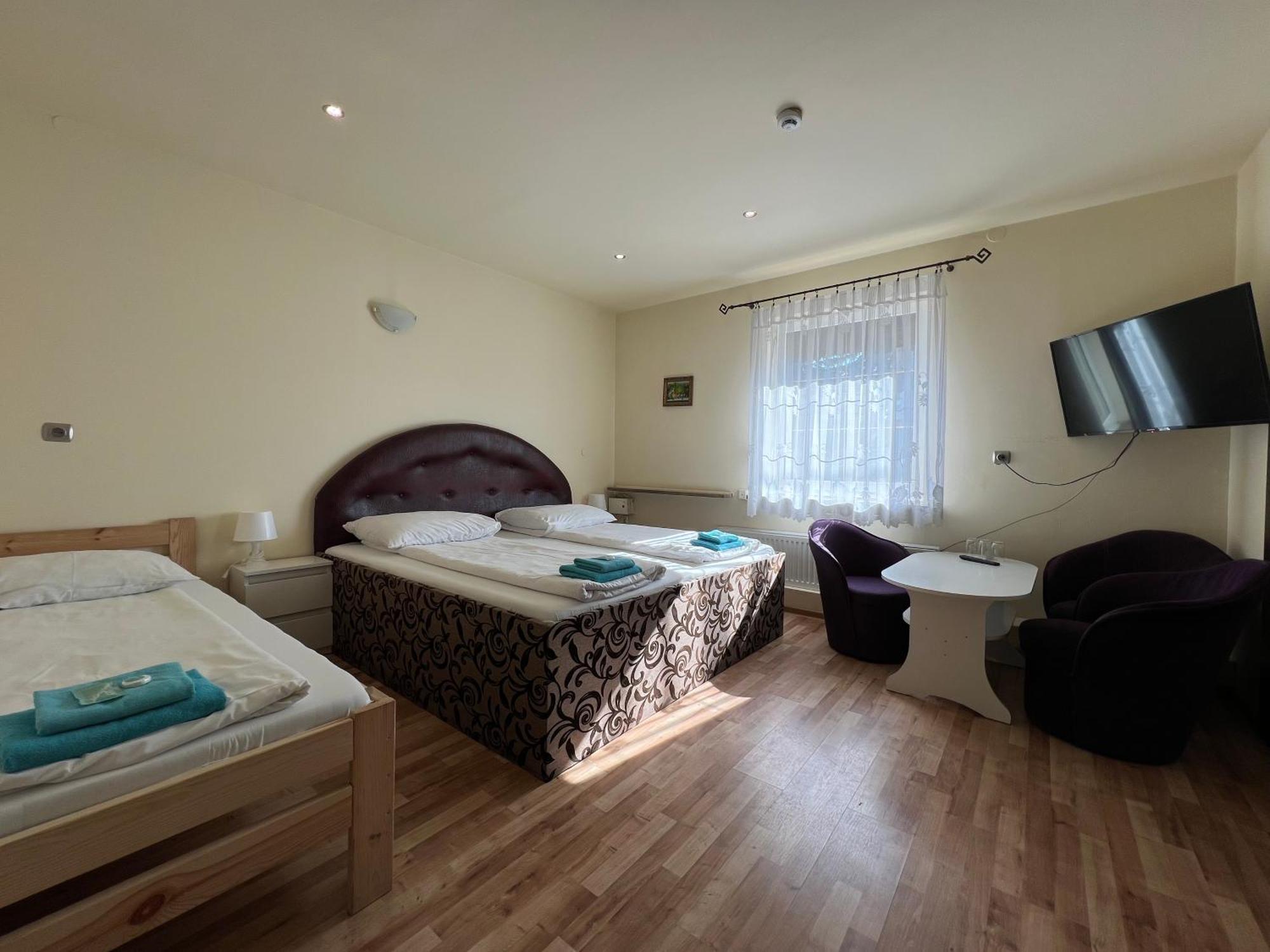 Etna - Hostel -Noclegi Rzeszów Exteriér fotografie